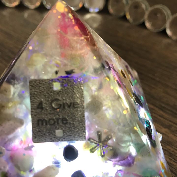 Read more about the article ニュー　手作りオルゴナイト